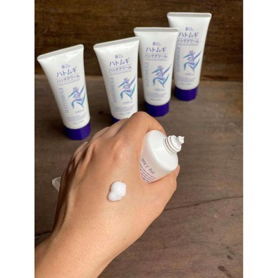 Kem dưỡng da tay dưỡng ẩm và mềm mịn Hatomugi 65g Nhật Bản