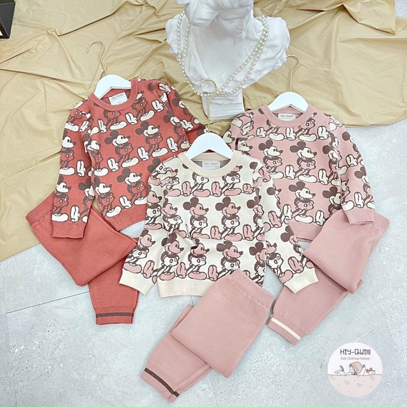 Bộ len hình cho bé gái