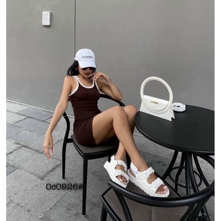 Đầm 3 lỗ body chạy viền