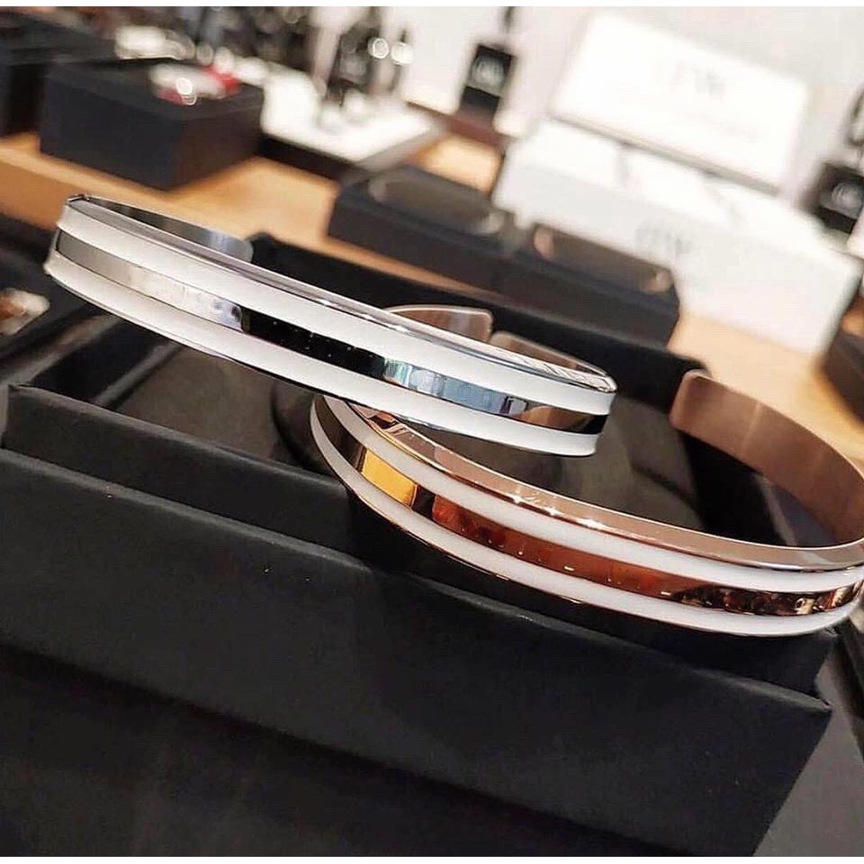 Vòng tay Cuff Ver 2 Không gỉ - Bảo hành 5 năm  - vòng v2 cặp đôi titanium