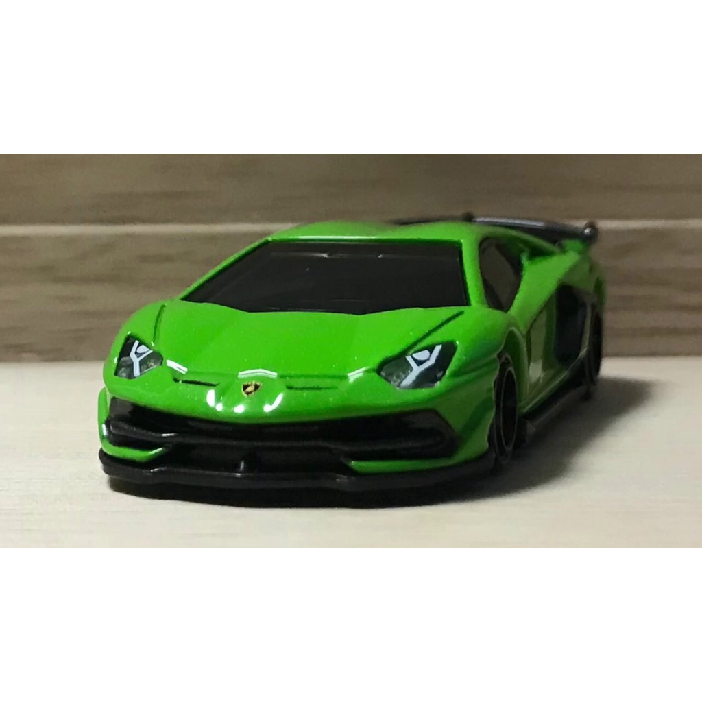 Xe mô hình Tomica 1/64 Lamborghini Aventador SVJ xanh (loose no box)