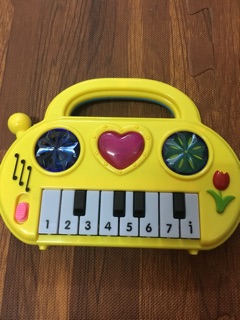 Đàn piano cho bé