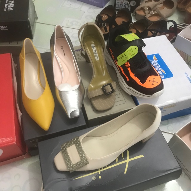 Combo 5 giày khách đặt live stream