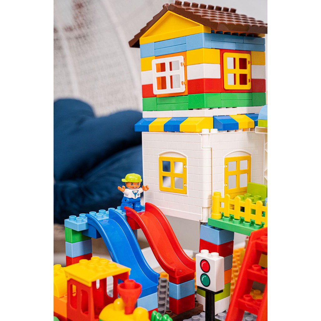 Bộ Xếp Hình Lego Duplo Cối Xây Gió, Tàu Hỏa, Chú Công An 253 Chi Tiết