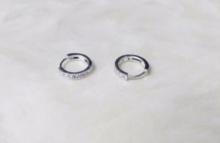 [Ảnh thật/Video] Khuyên tròn một hàng đá bạc ý