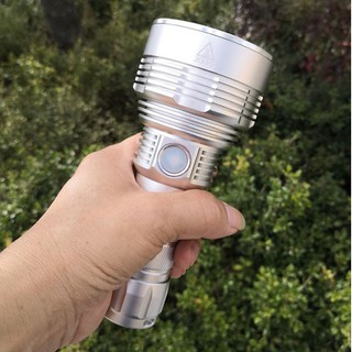 Đèn pin siêu sáng JKK90,1600-2400lumen  xa 850-1300m