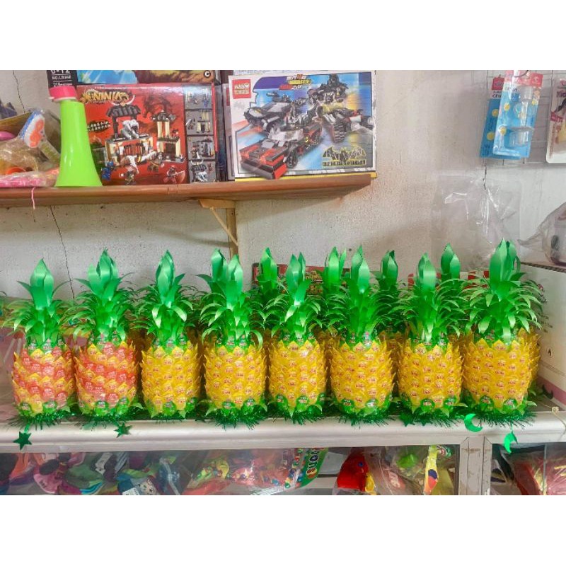 QUẢ DỨA LÀM TỪ KẸO OISHI