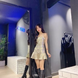 Đầm 2 dây chữ A