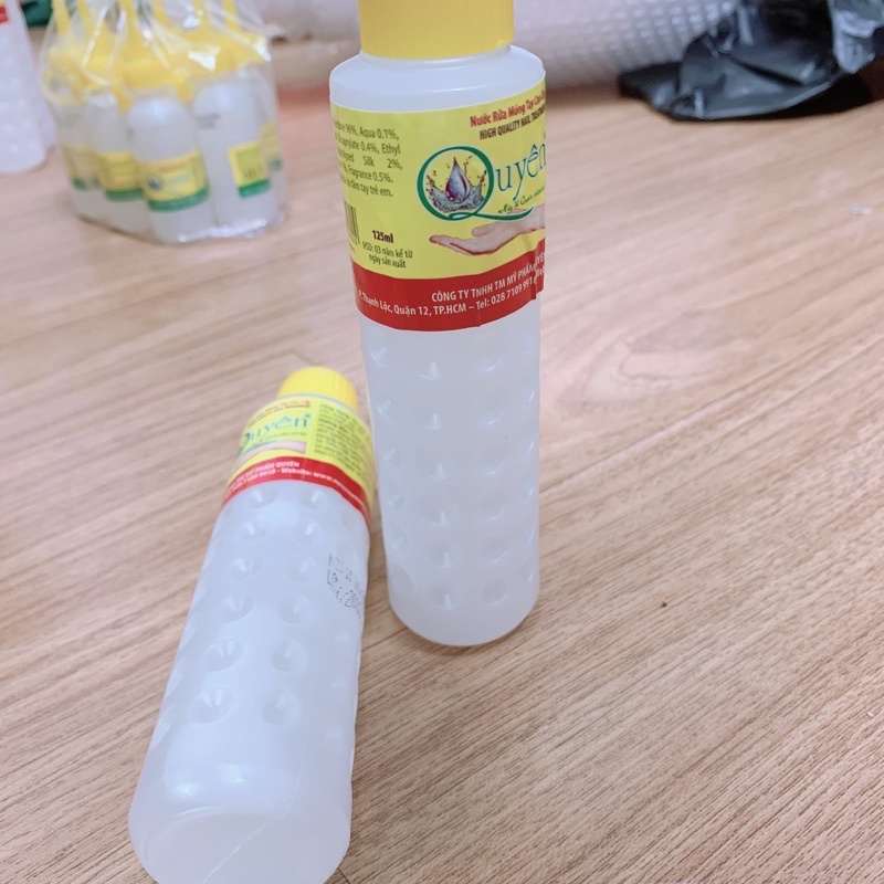 Nước rửa móng tay aceton Quyên chai nhỏ 40ml 125ml