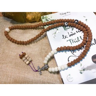 Chuỗi tràng kim cang mix bạch ngọc & charm