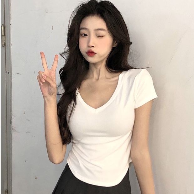 【WANG JIAO ZHAN】Áo croptop thun tay ngắn cổ chữ V màu trơn thời trang cho nữ【6757】 | BigBuy360 - bigbuy360.vn