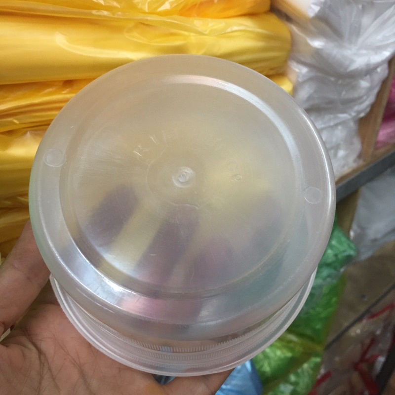 Hộp nhựa trắng loại trung