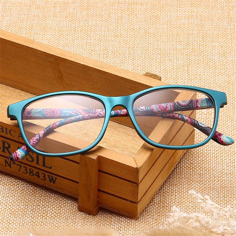 MOILY Ultra Light Resin Reading Glasses Women Vision Care Eyeglasses