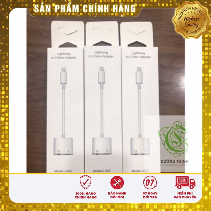 Cáp Chia Cổng Lightning Ra 1 Công Tai Nghe 3.5mm Và 1 Cổng Lightning Cho Iphone - j009