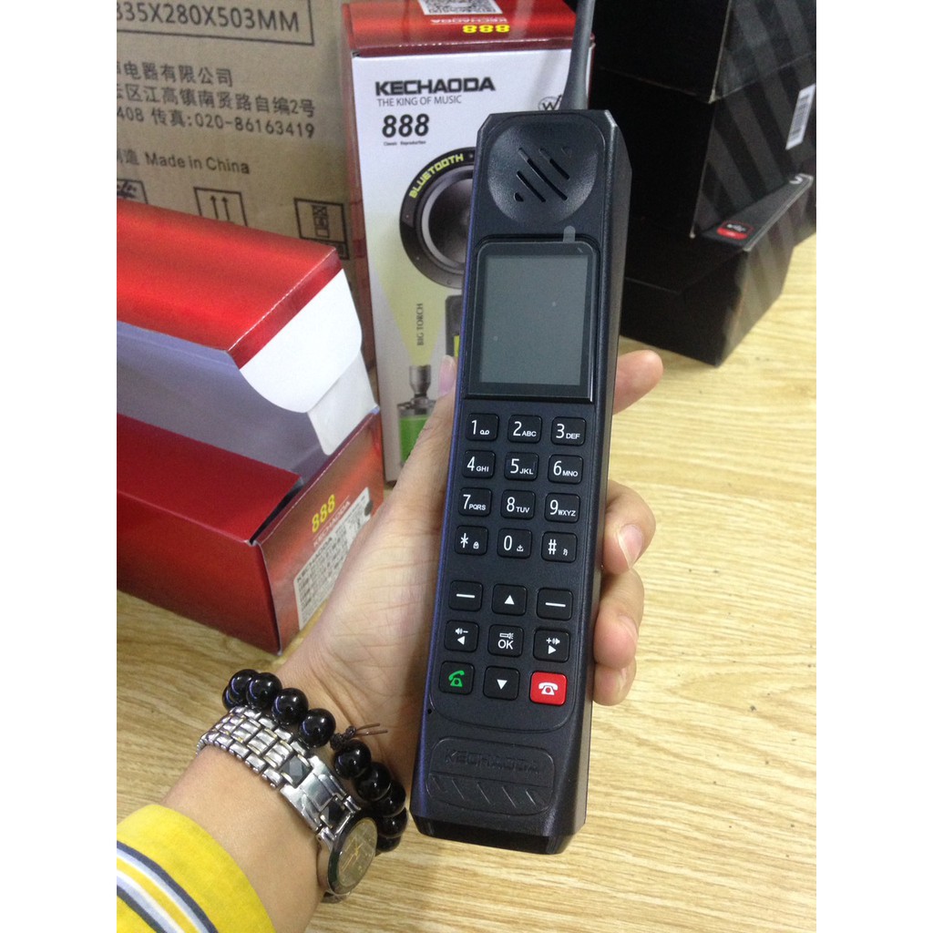 Điện Thoại bộ đàm loa to 3 sim kechaoda k888 cho người già pin khủng