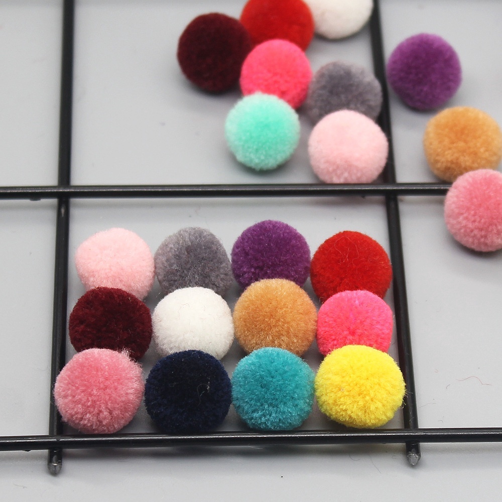 Set 50 Quả Cầu Lông Xù 1.5cm Nhiều Màu Sắc Dùng Để Làm Đồ Thủ Công Đa Năng