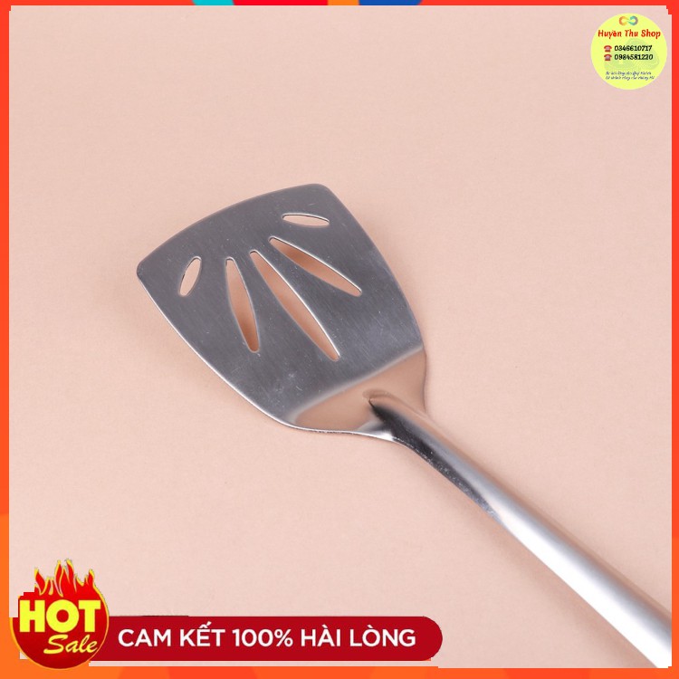 Xẻng lật chiên xào đồ ăn inox Sài Gòn sáng bóng