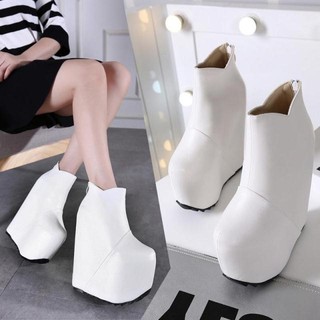 GIày cao gót kiểu đế dày 20cm thời trang độc đáo