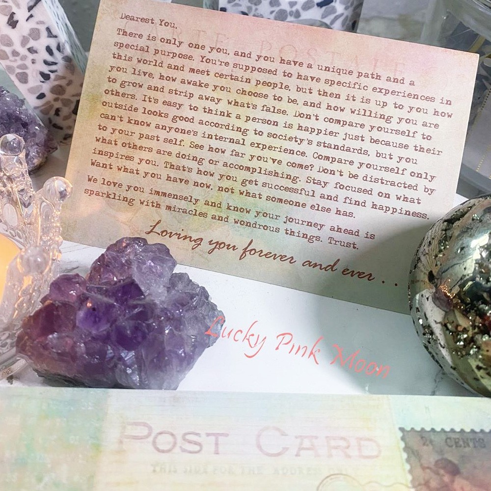 Bài Postcards From Spirit