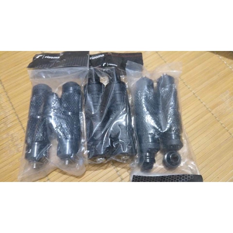 Chống đổ sau cho xe máy