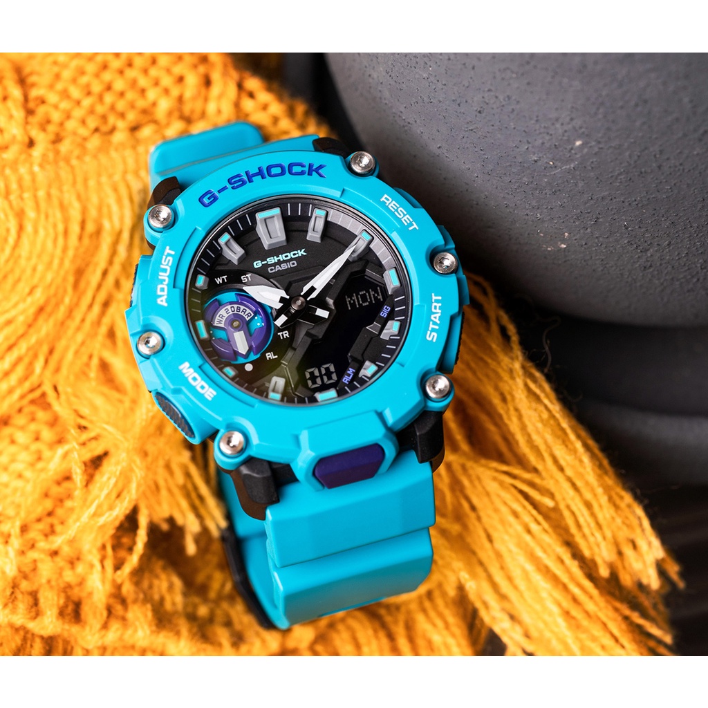 Đồng Hồ Nam Dây Nhựa Casio G-Shock GA-2200-2ADR Chính Hãng - Lõi Carbon - GA-2200-2A