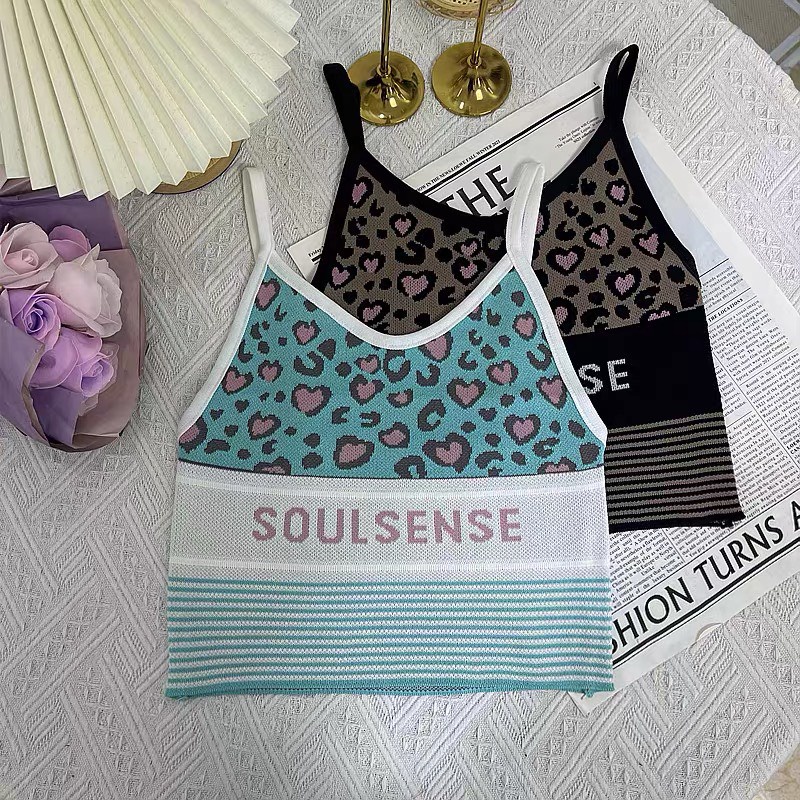 Áo Croptop 2 dây Họa Tiết Trái Tim LSEOUL A2537 Năng Động Quyến Rũ Gợi Cảm