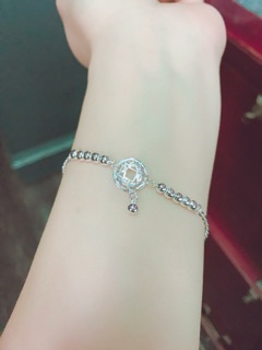 Lắc chân tay kim tiền