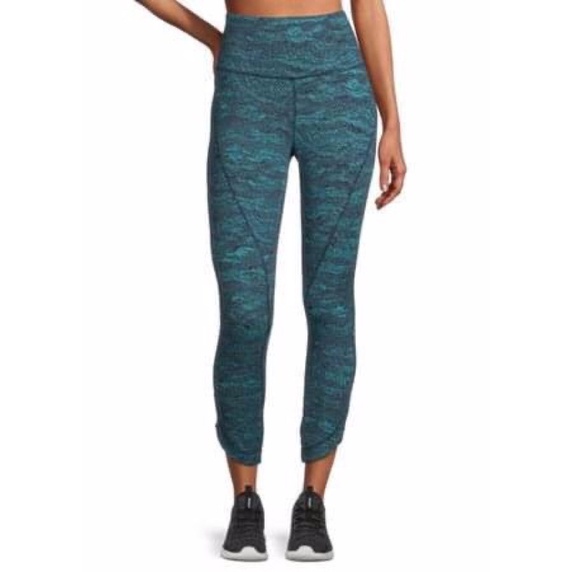 Quần legging ống xéo Xrion vnxk