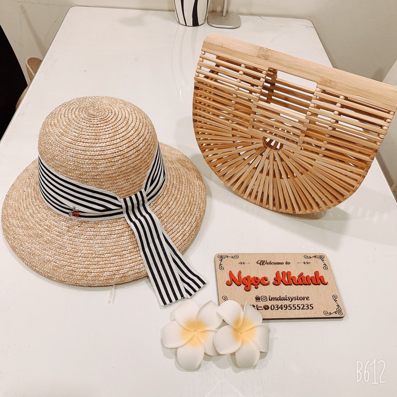 TÚI NỬA VẦNG TRĂNG, TÚI TRE