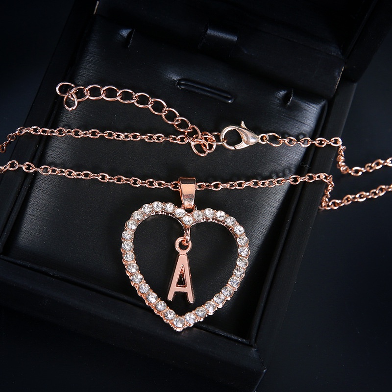 New products fashion simple diamond peach heart love letter necklace