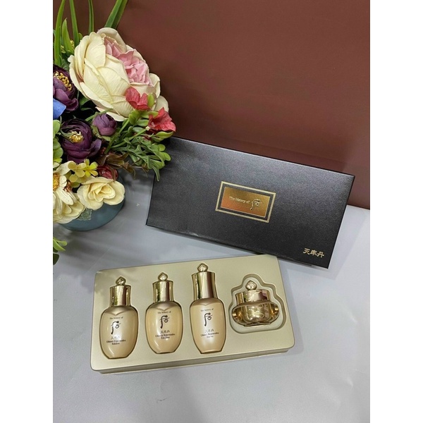 Set Whoo Tái Sinh Mini Utimate Hàn Quốc (4 sản phẩm)