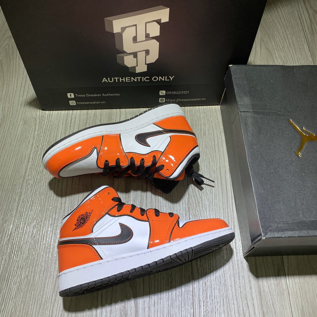 [ CHÍNH HÃNG ] Giày thể thao NIKE AIR JORDAN 1 MID TURF ORANGE