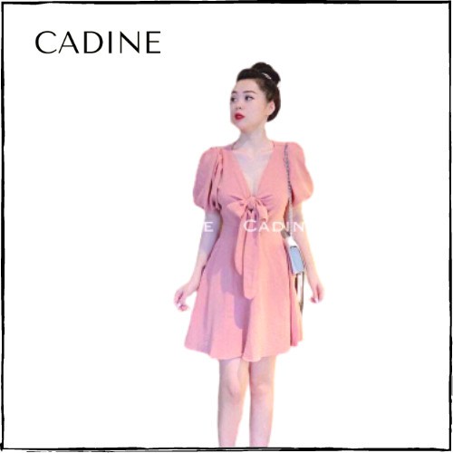 Đầm hồng cổ V buộc nơ ngực tay ngắn chiết eo đuôi cá mặc là đẹp - Cadine thời trang nữ