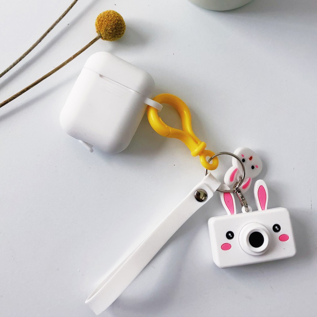 LINE FRIENDS Vỏ Bảo Vệ Hộp Sạc Tai Nghe Airpods Bằng Silicon Hình Máy Ảnh Chuột Mickey Minnie / Gấu Nâu / Thỏ Cony Line Dễ Thương