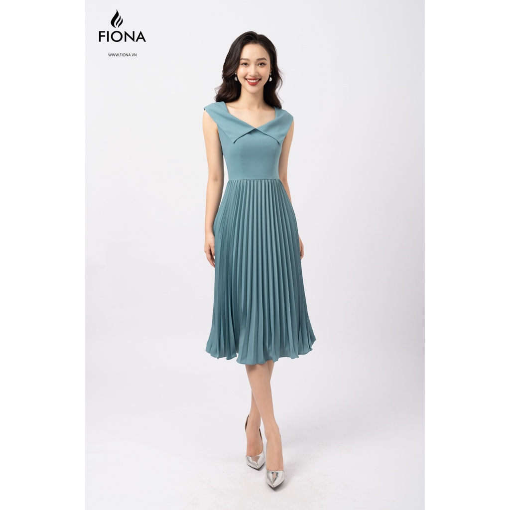 Đầm xòe tùng váy dập ly lá cổ bẻ chờm vai FIONA F451036