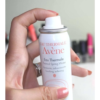 Xịt khoáng cấp ẩm dưỡng da Avene