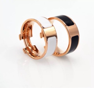 Nhẫn titan ko đEn NT038