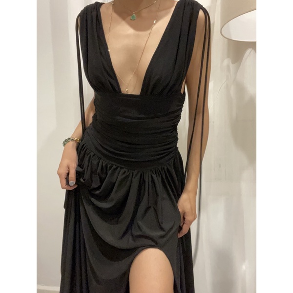 Đầm Alli form dài xẻ ngực sexy đi tiệc