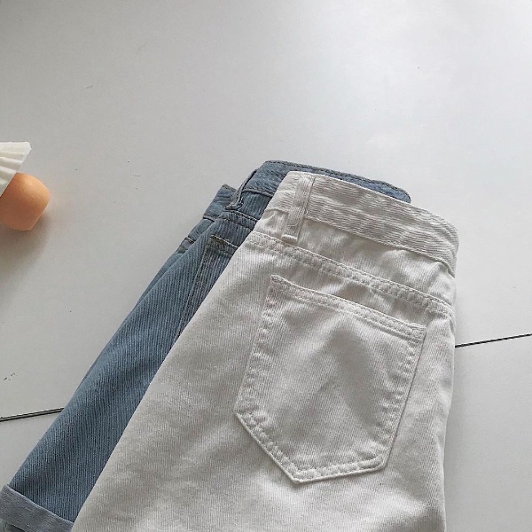Quần Short Jean Nữ JEM CLOSET Thiết Kế Basic Quần Đùi Nữ Ống Rộng COSON Có Móc Cài Chỉnh Eo Lên Form Siêu Tôn Dáng 2768