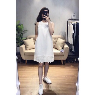 Đầm ren sát nách nữ