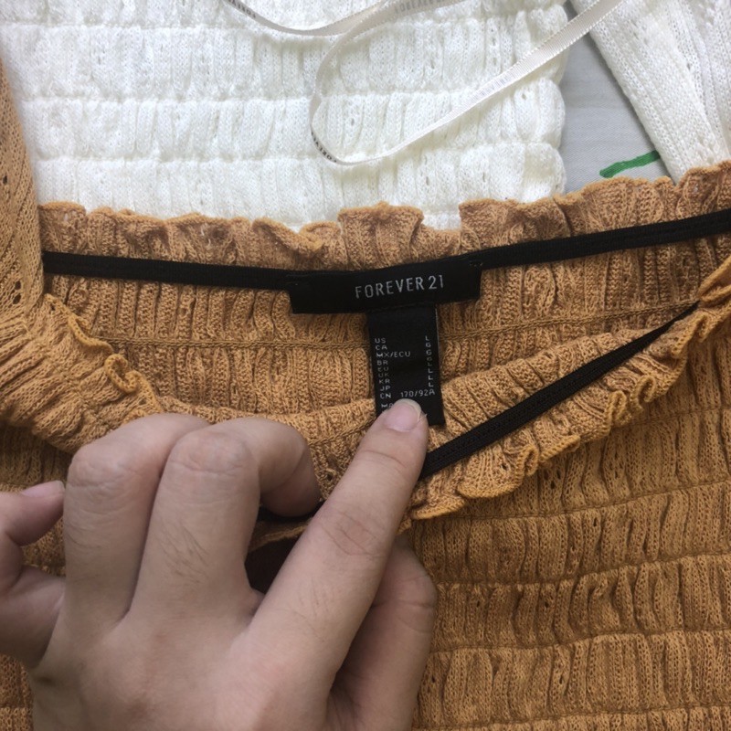 Croptop Nhún Ngực F21 - Size L