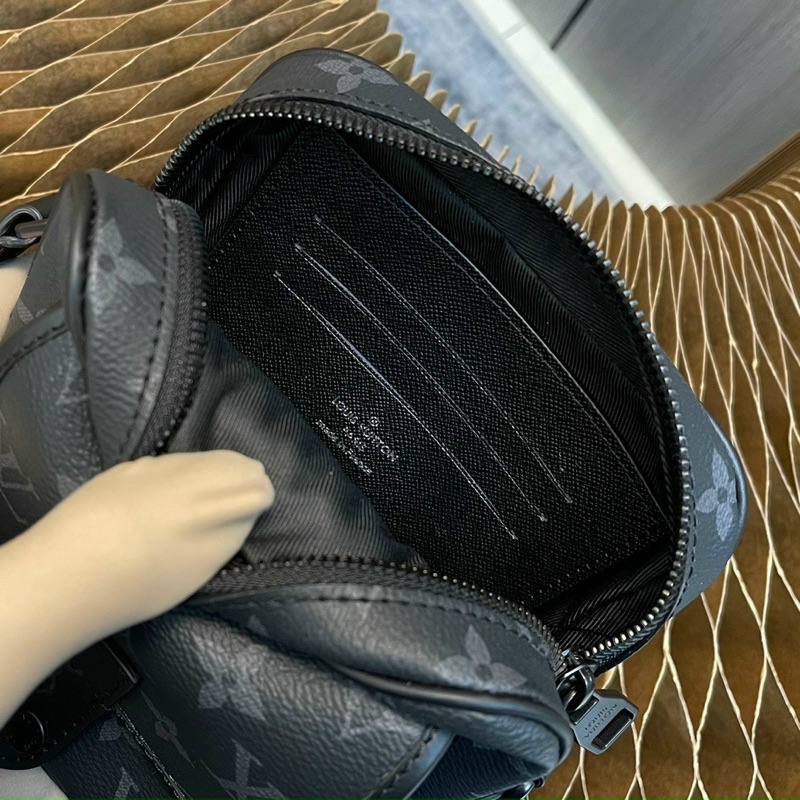 Túi đeo chéo LV thời trang cao cấp