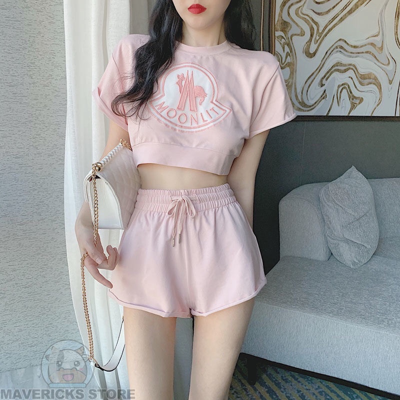 Set Áo Thun Ngắn Tay + Quần short Ống Rộng Thời Trang Thể Thao Cho Nữ