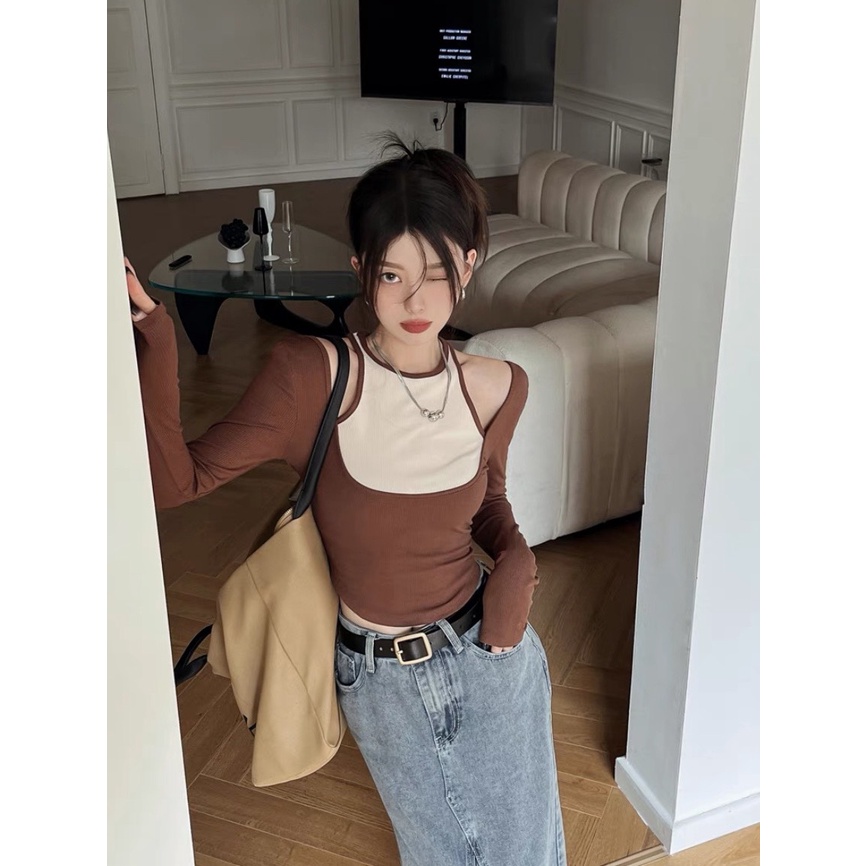 Áo Zip Thun Tăm Khoét Vai Phối Cổ Yếm Tay Dài Vạt Bầu Dáng Croptop Phong Cách Ulzzang - Hanju