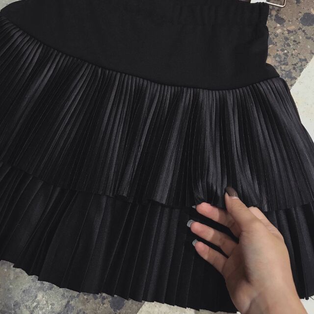 Chân váy xếp li 2 tầng | BigBuy360 - bigbuy360.vn