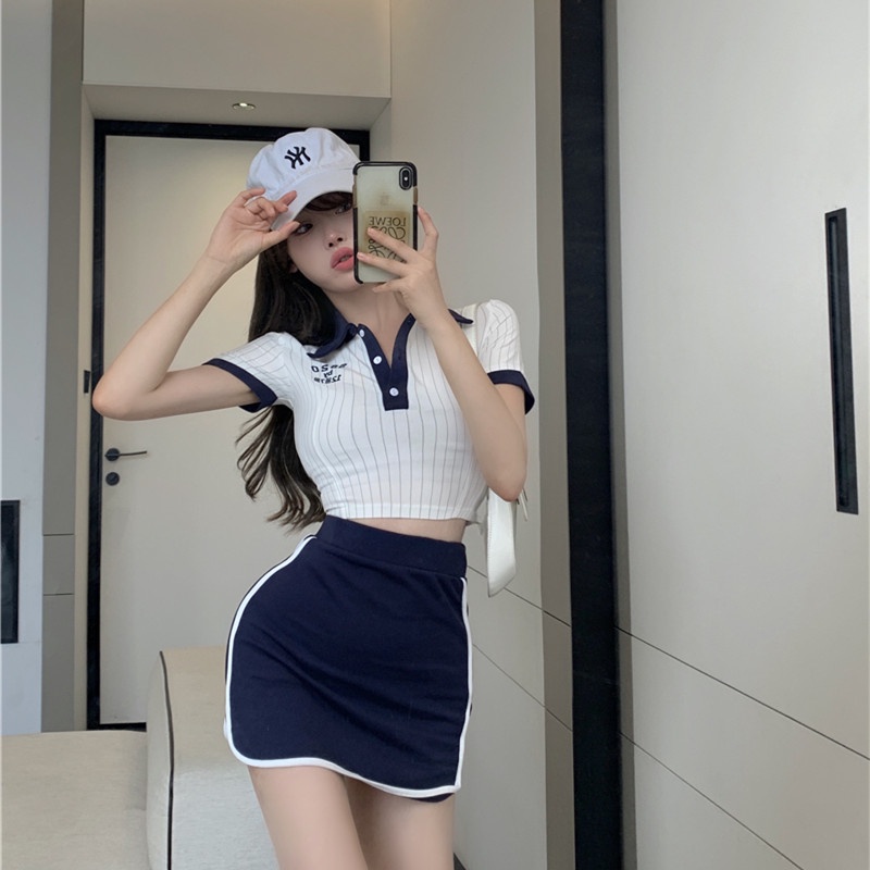 Áo ngắn tay kẻ sọc / Chân váy ngắn lưng cao / Set thời trang cho nữ