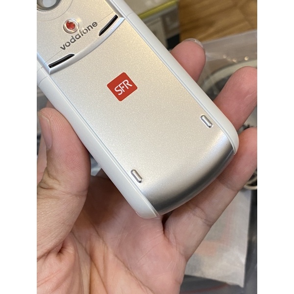 Vỏ chính hãng Motorola V770 mới