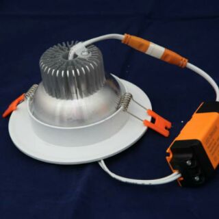 Đèn Led downlight âm trần tản nhiệt 7w 9w