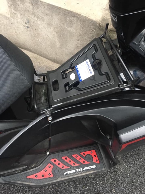 Thảm cao su xe air blade 2016-2019
