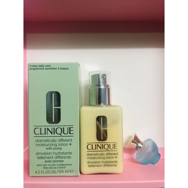 Hỏa tốc -  Set Kem dưỡng Clinique Dramatically Different Moisturizing - Hydrating gel, jelly, lotion 125ml